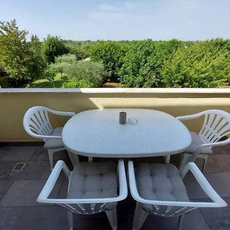 Kadenca Apartment Umag Exterior photo